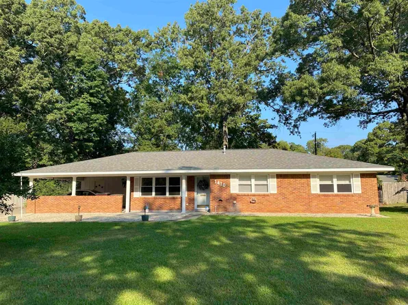1410 Chestnut St, Crossett, AR 71635