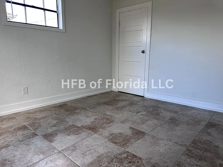 655 Old Dixie Hwy — Photo 13