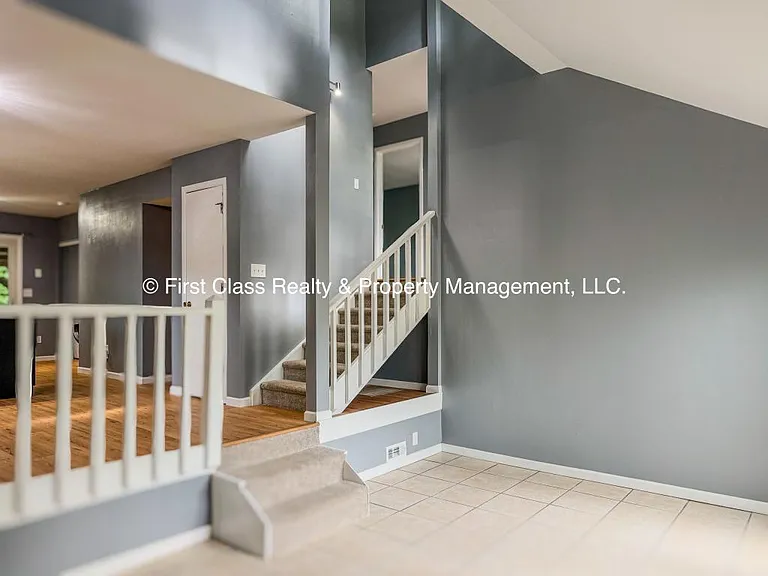 8015 Tiburon Cir — Photo 4