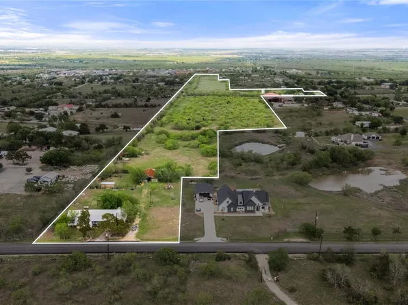 8802 Evelyn Rd, Buda, TX 78610