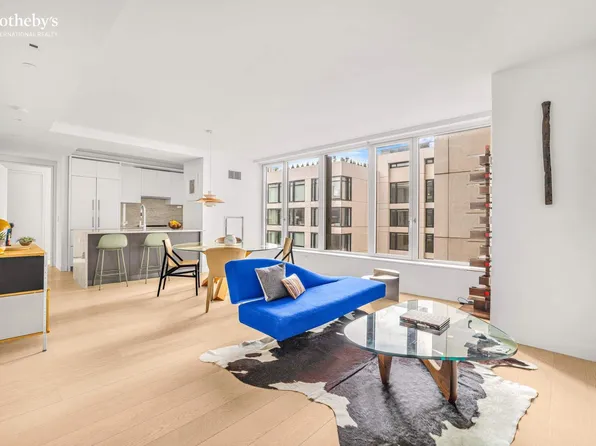 450 Washington Street image 6 of 19