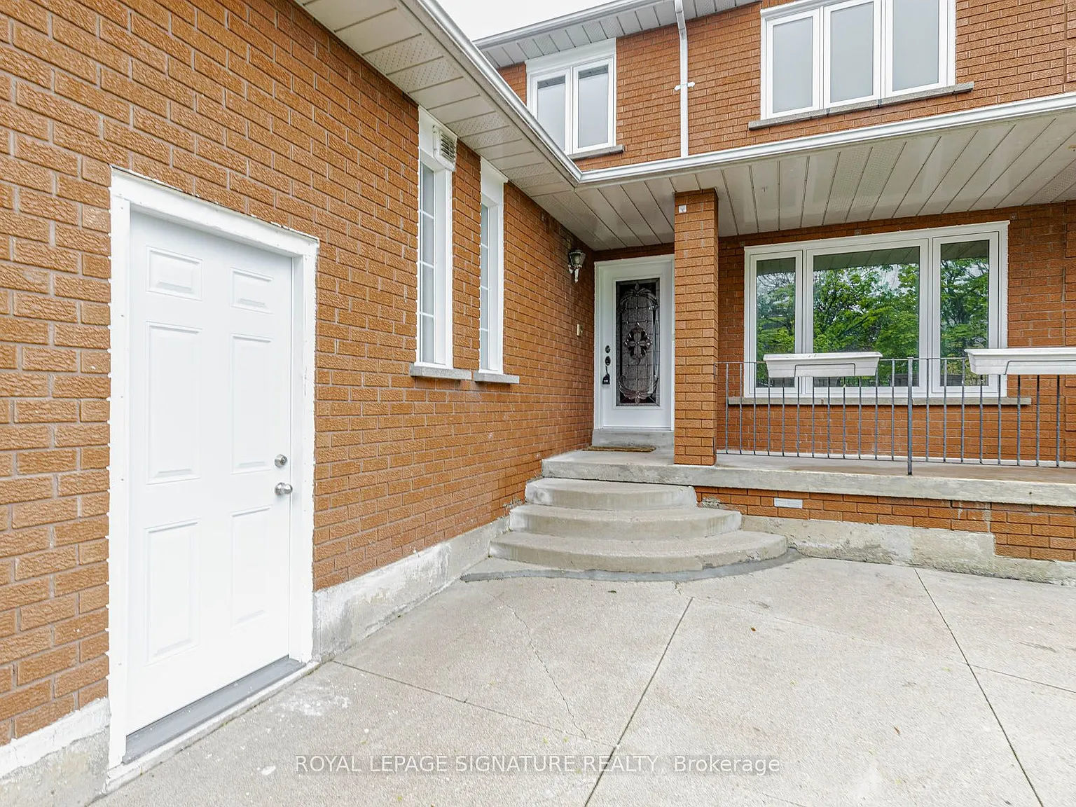 3 bed, $2,000 — Photo 2