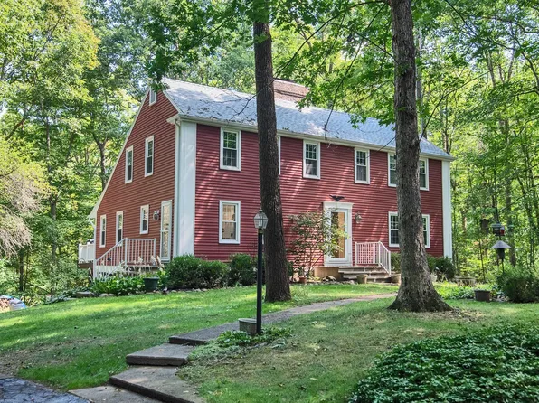 2333 Springmill Rd, Fort Wayne, IN 46845