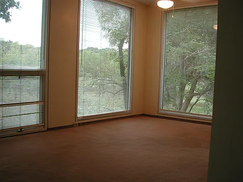 1042 Shady Way #4 Photo 1
