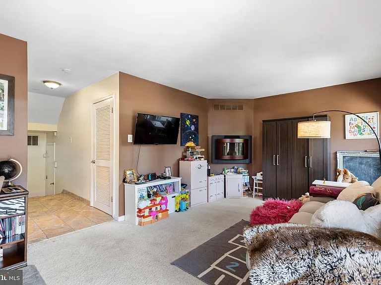 3244 S Smedley St — Photo 15