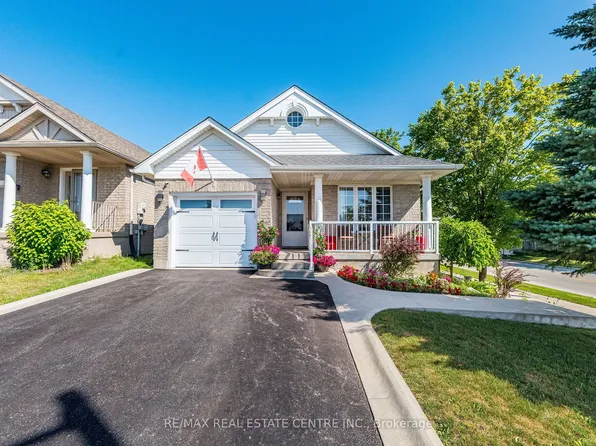 267 Montgomery Blvd, Orangeville, ON L9W 5H1