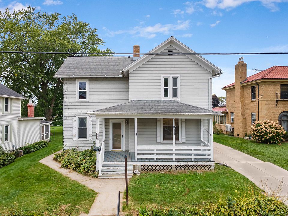 1st image of 122 La Crosse St