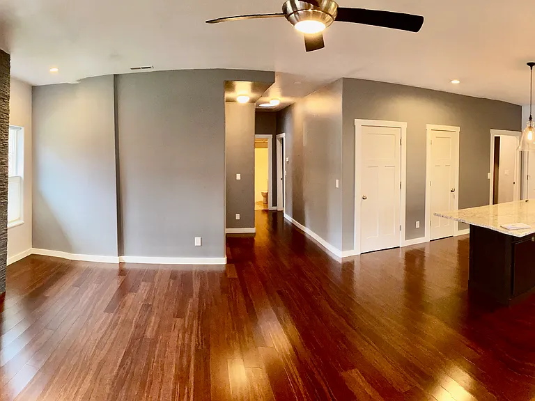 20637 Honeysuckle Ln — Photo 3