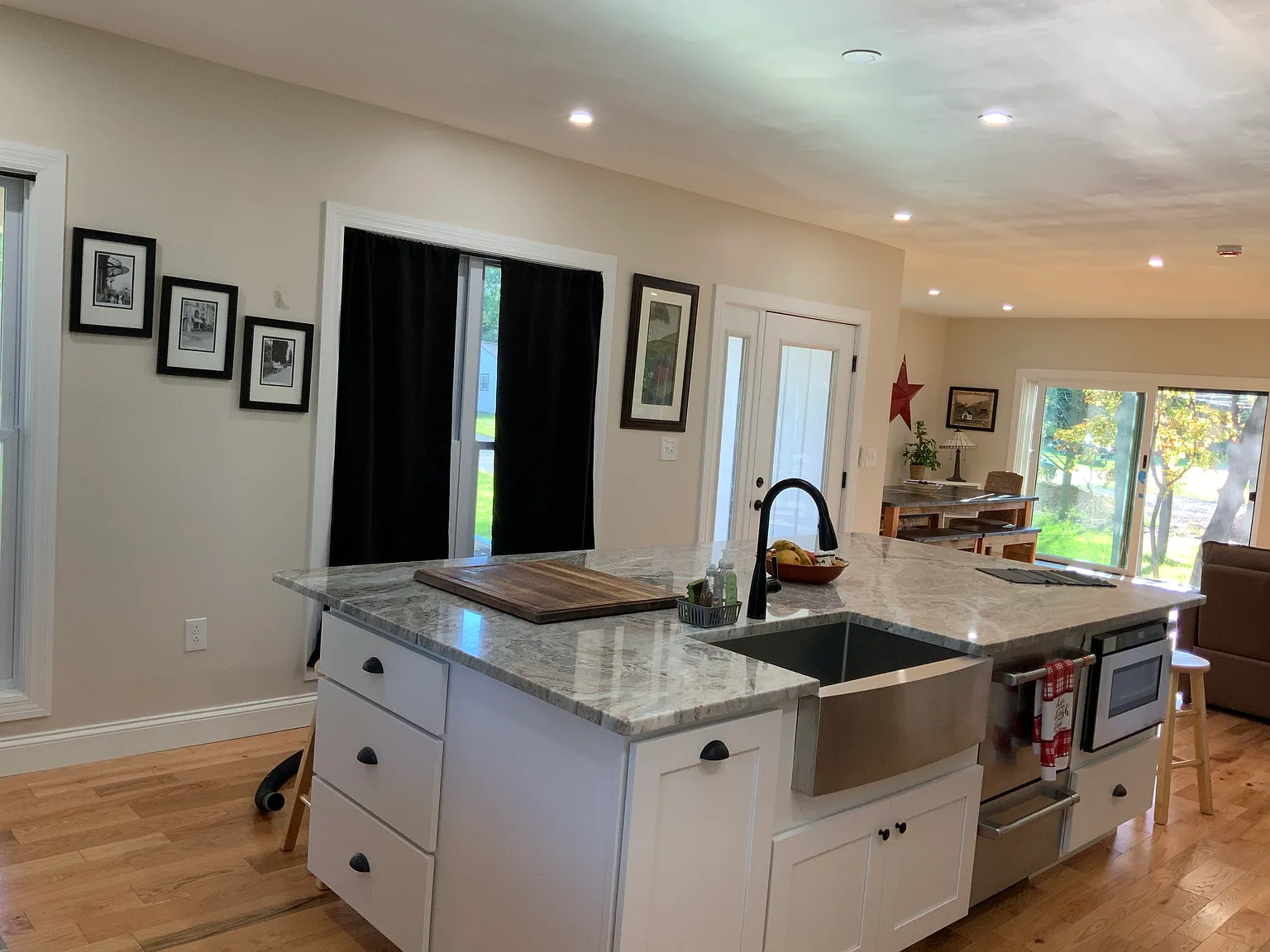 196 Castle Rd — Photo 4