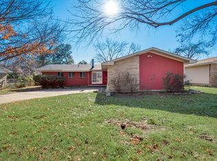 4617 S Dr W, Fort Worth, TX 76132