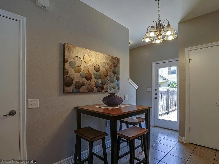 6319 Parliament Dr #B — Photo 9