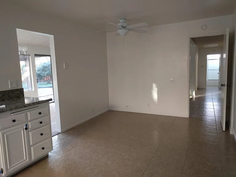2944 Salmon River Cir — Photo 4
