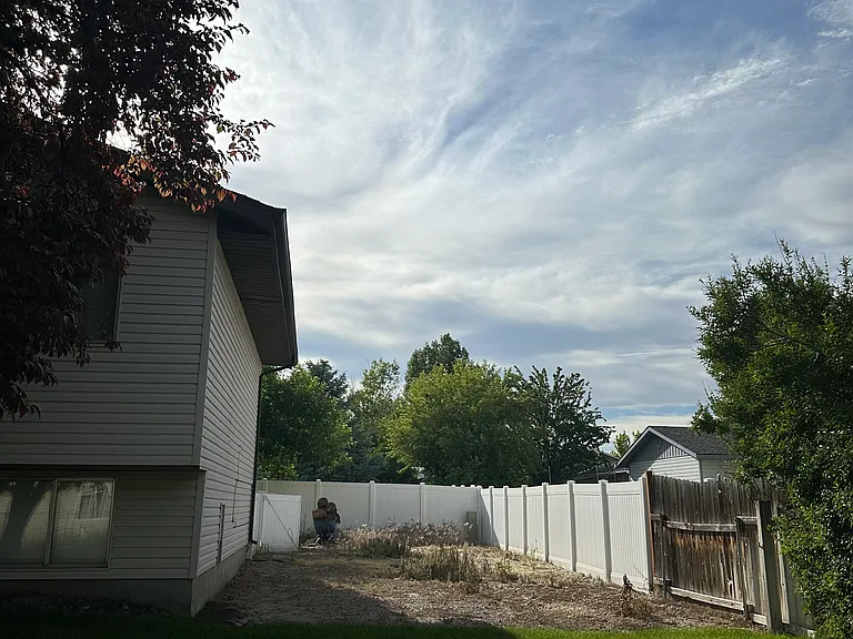 5801 Eden St — Photo 2