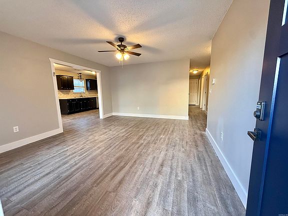 4th image of 1815 Watts Rd