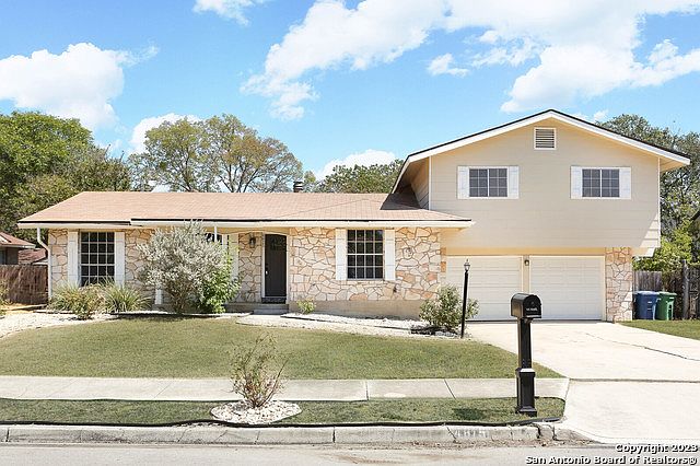 1st image of 4815 Sierra Madre Dr