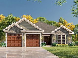 5375 Pebble Beach Dr, Metamora, MI 48455