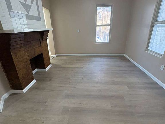 4th image of 130 N 14th St #2