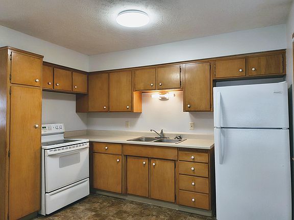 3rd image of 4327 N 66th St