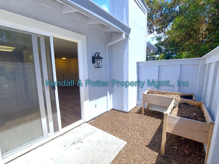 4230 Topsail Ct — Photo 8