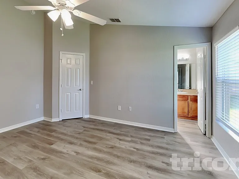 2075 Sunflower St — Photo 7