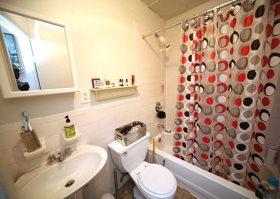1st image of 392 Prospect Ave APT 3