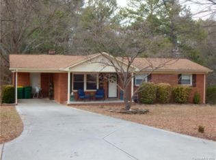 507 E 5th St, Oakboro, NC 28129