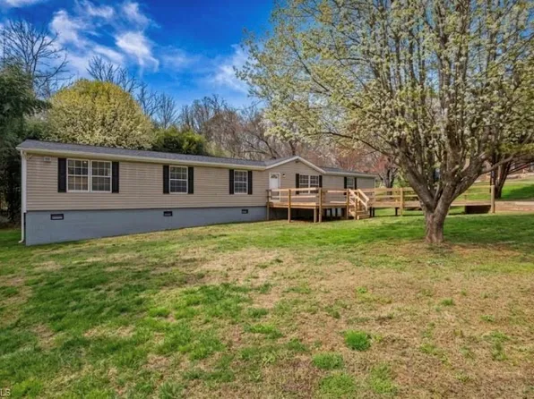248 Mulberry Park Rd, North Wilkesboro, NC 28659