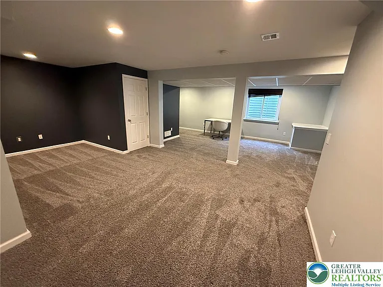 4528 Bellflower Way — Photo 24