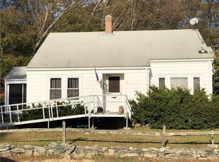 15 Smith St, Lincoln, RI 02865