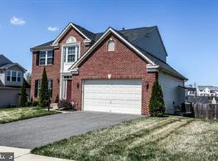 3320 Anne De Bourgh Dr, Triangle, VA 22172