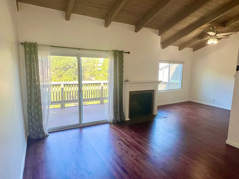 37 Creekridge Ct — Photo 5