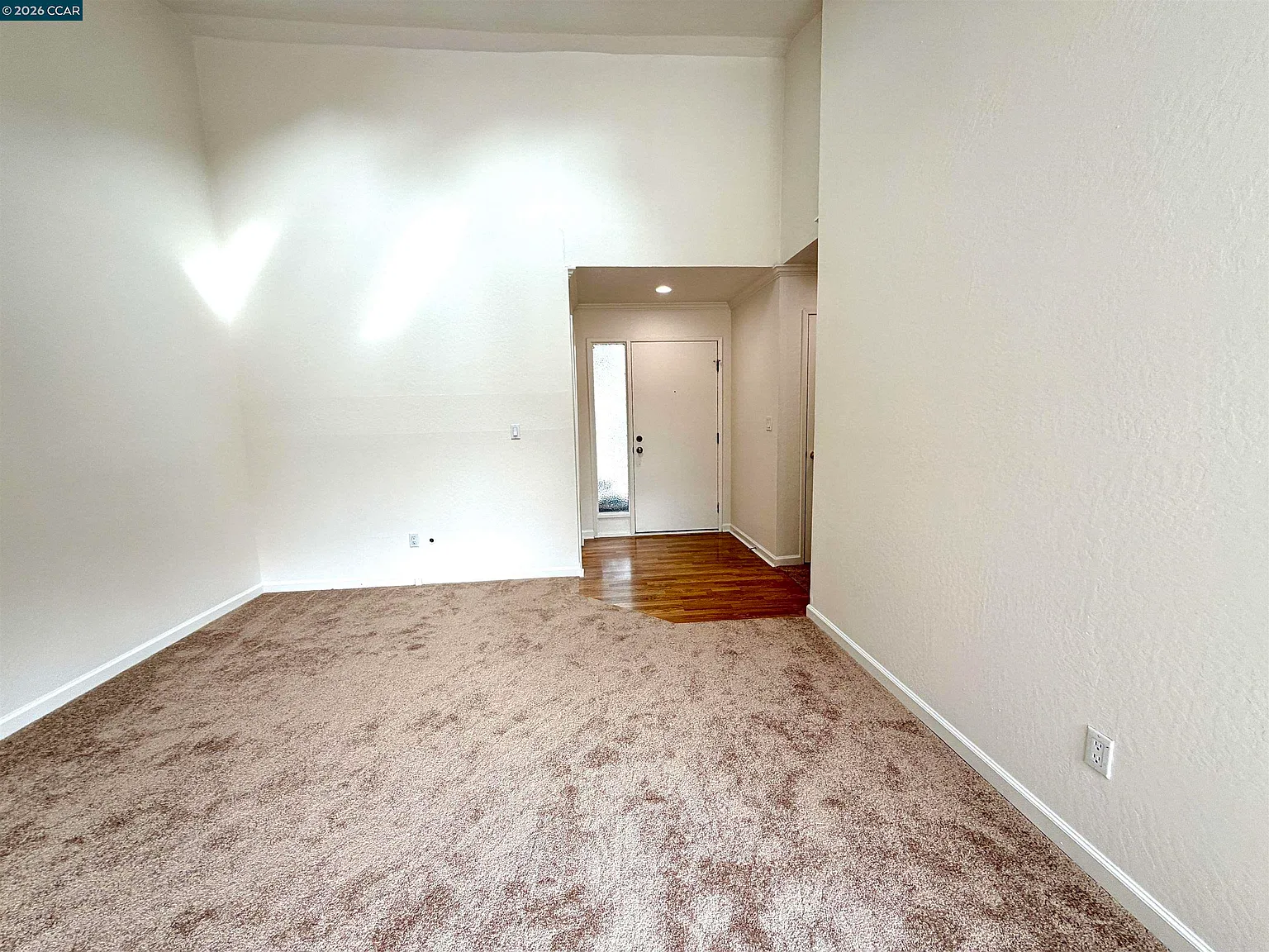 3 bed, 1619 sqft, $4,500 — Photo 4