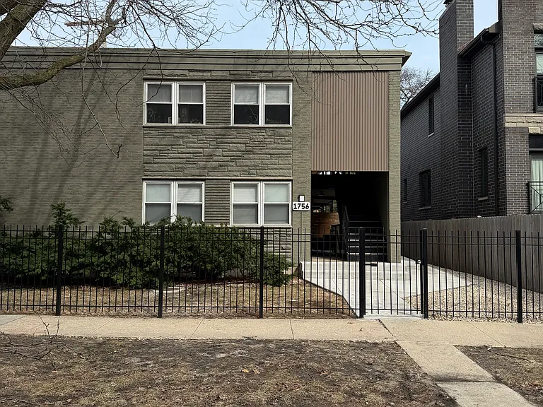 1756 W Rosehill Dr #1C — Photo 15