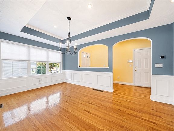 3rd image of 35 Indian Woods Way #35