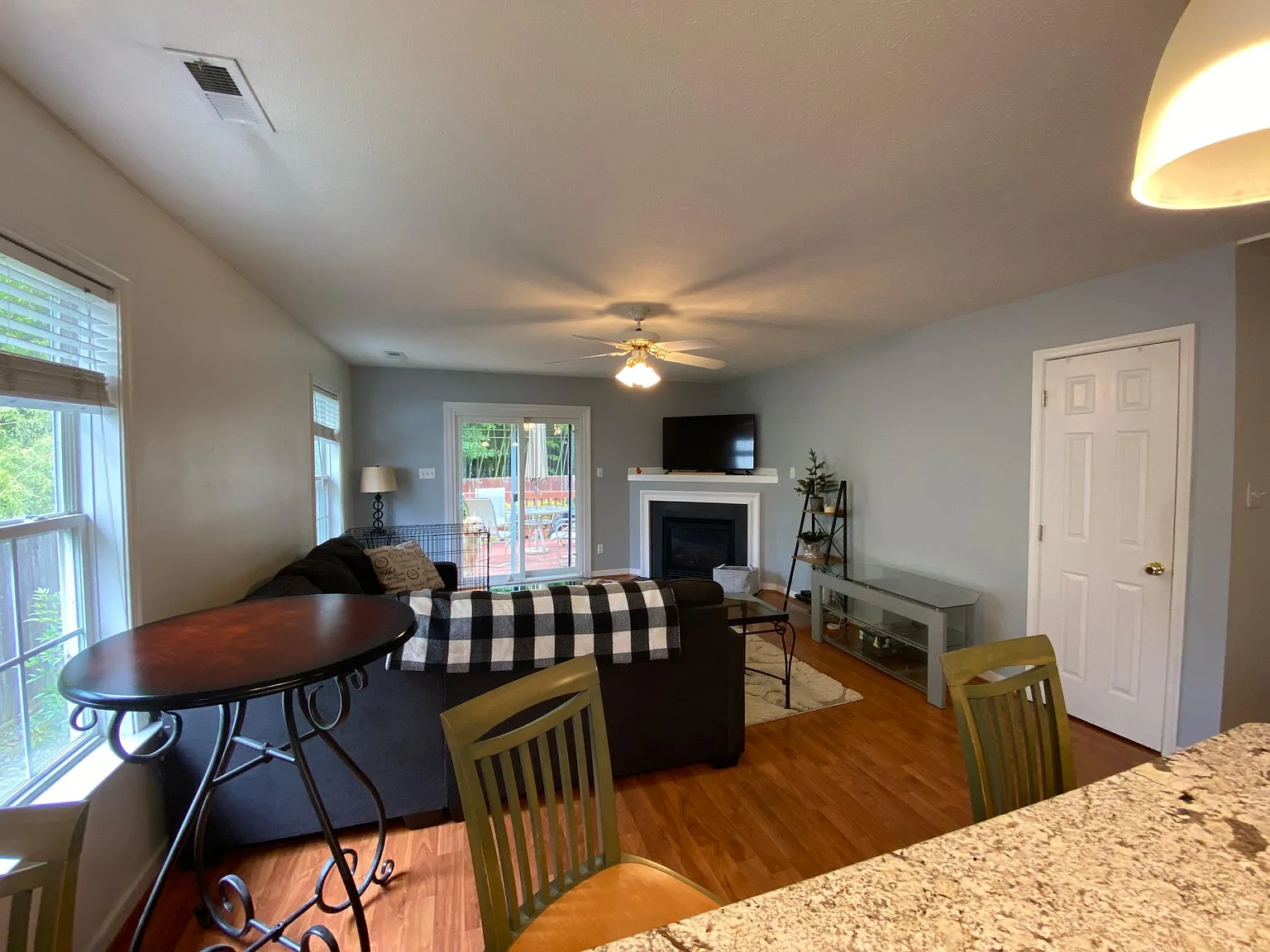 2908 Greenway Ave — Photo 4