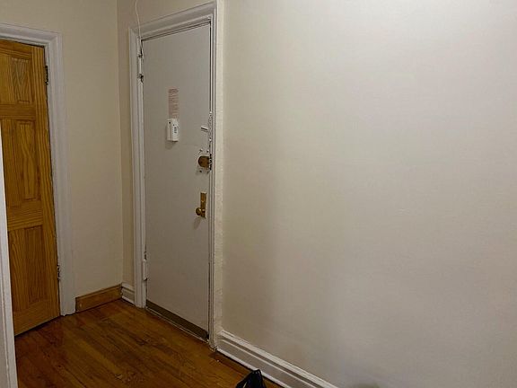 5th image of 91 E 208th St APT 5