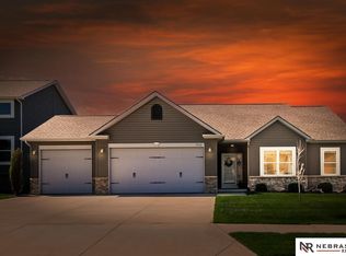 17221 Samantha Rd, Gretna, NE 68028