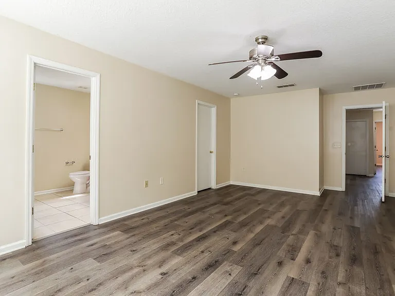12613 Wooded Bluff Ct — Photo 11
