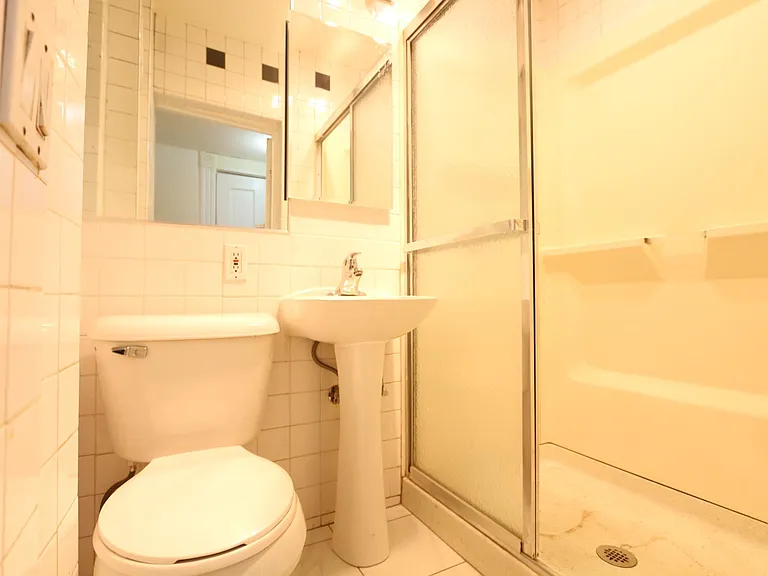 1414 W Polk St #2 — Photo 17