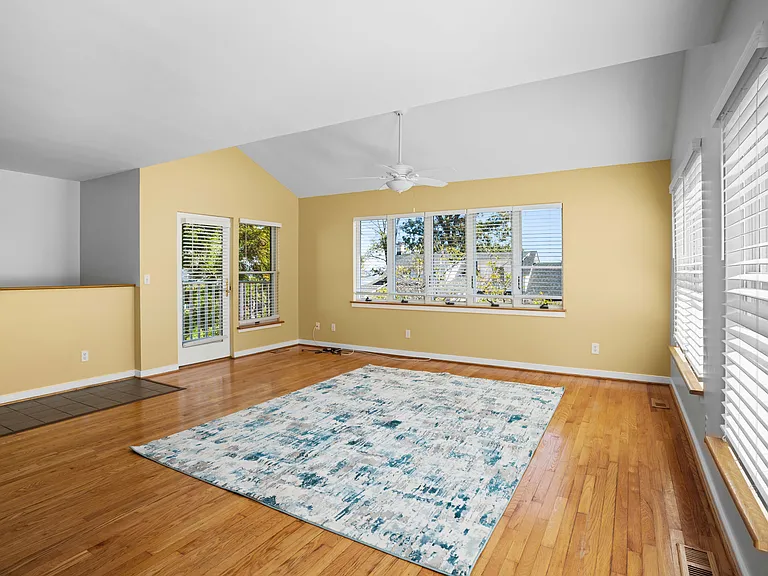 4734 Oak Rd — Photo 17