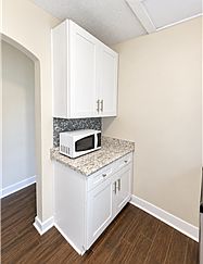 5th image of 3408 Reynolds St