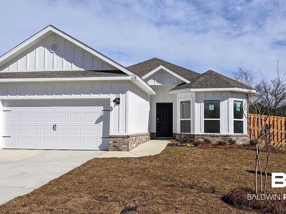 1st image of 618 Overland Dr
