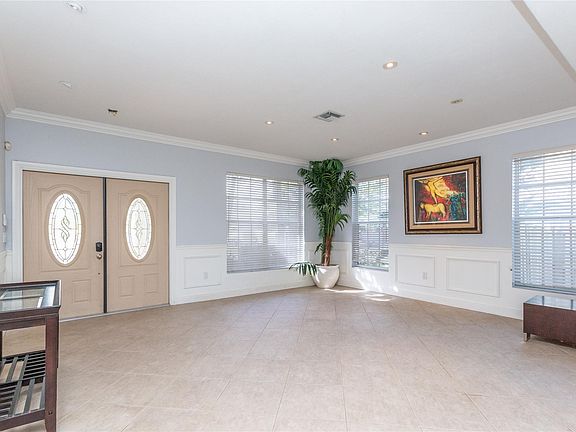 3rd image of 14421 Fairfax Place
