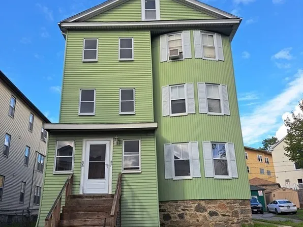 35 Fairfax Rd, Worcester, MA 01610