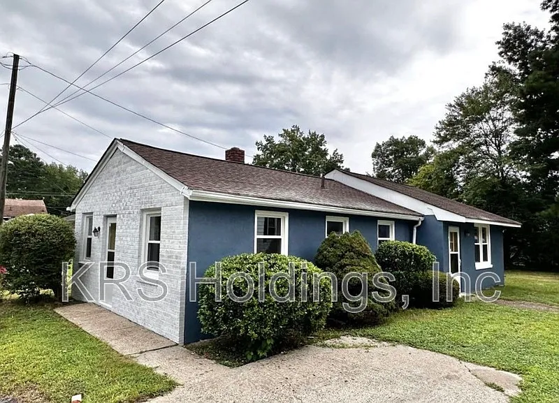 115 Orange Dr
