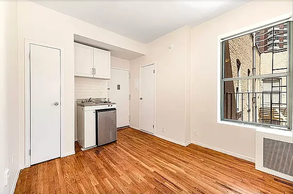 Rented by REAL New York | media 6
