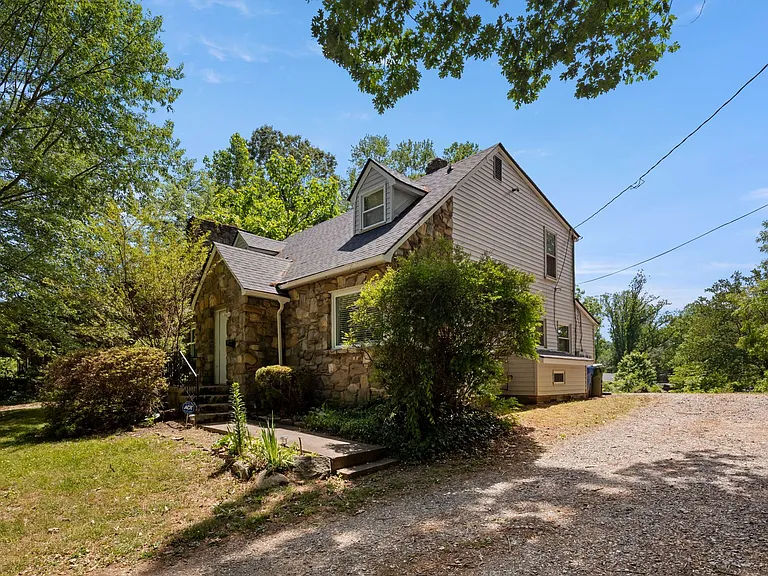 136 Louisiana Ave #1 — Photo 4