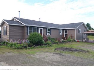 25 Summerhaven Rd, Manchester, ME 04351