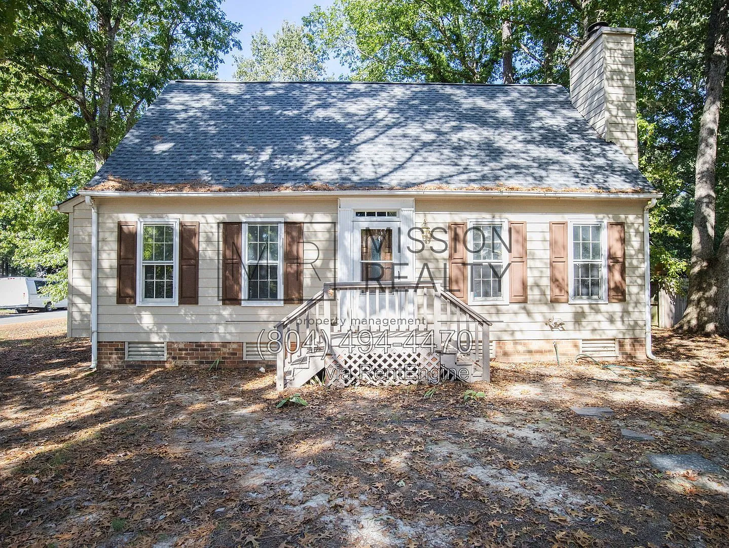 4 bed, 2.0 bath, 1320 sqft, $1,850 — Photo 1