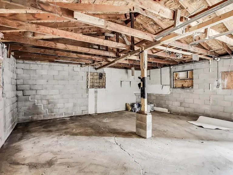350 Johnson Ave #1 — Photo 17